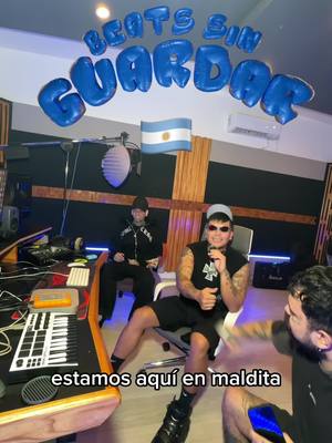 A post by @soymorenosoydechocolate on TikTok caption: haciendo trap en Argentina con @Kaktov #beatssinguardar 