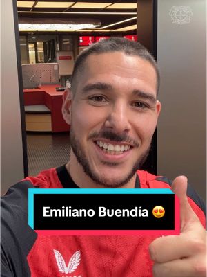 A post by @bayer04 on TikTok caption: 📞 Wir freuen uns auch! 😚👍#buenosdias #Buendía ⚫️❤️ #Bayer04 🆕 #Werkself #Bundesliga #UCL 