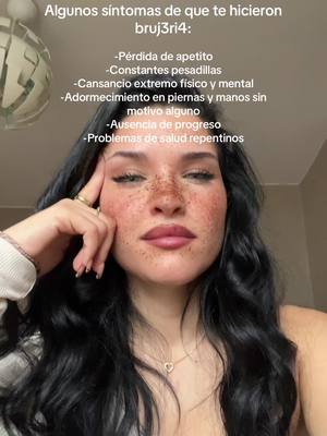 A post by @iamyulibernuy on TikTok caption: Tu me hiciste brujería 🔮 #contenidorandom #brujeria #sintomasdebrujeria 