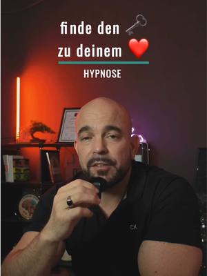 A post by @eporios on TikTok caption: Insta:Eporios_Official   #hypnose #selbstliebe #menthalhealth #entspannung #meditation 