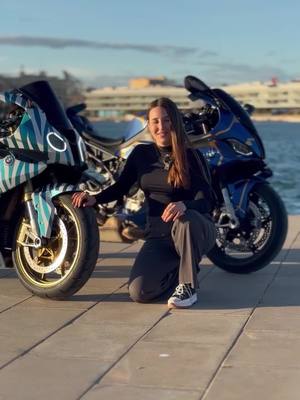 A post by @anca_s1000rr on TikTok caption: Os he lanzado este pedazo de sorteo en Instagram, en la publicación de mi perfil tenéis toda la información para participar. Mucha suerte a todos 🥰 #biker #mujeresmoteras #bikergirl #s1000rr #BMWS1000RR #bmw #sorteo 