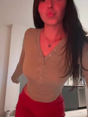 A post by @mirandahmariee on TikTok