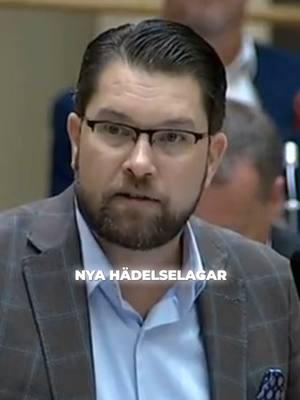 A post by @sverigedemokraterna on TikTok caption: Jimmie Åkesson talar klarspråk i en debatt mot Magdalena Andersson. #sverige #sverigedemokraterna #jimmieåkesson