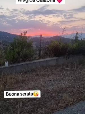 A post by @francescotripodoro87 on TikTok caption: #calabrianelcuore♥️ #il🐺dellasila #