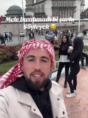 A post by @bay_kurdo3634 on TikTok caption: 🤣🤣🤣#keşfettiktok mele za