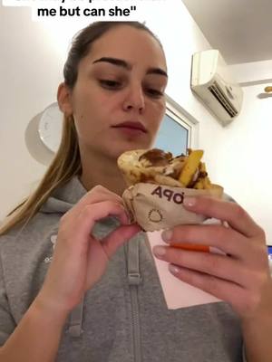 A post by @daniela.made.in.99 on TikTok caption: U fonaaaa #albanian #albaniangirl #food #FoodTok #FoodLover #greekfood #whatieatinaday 