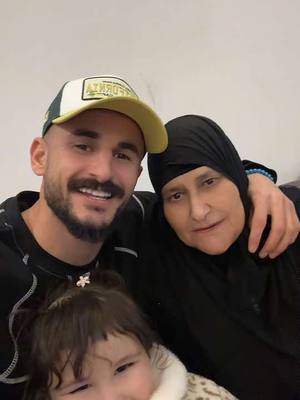 A post by @aymanhussen9 on TikTok