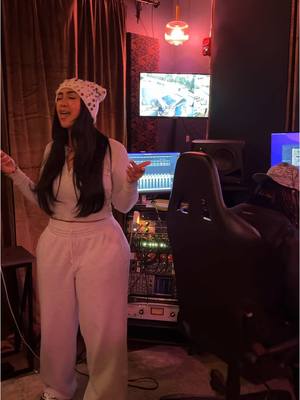 A post by @queennaija on TikTok caption: been running & never going back 🏃🏽‍♀️‍➡️🏃🏽‍♀️‍➡️🏃🏽‍♀️‍➡️
