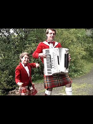 A post by @wearescotland on TikTok caption: 🤍🏴󠁧󠁢󠁳󠁣󠁴󠁿 COME IN, COME IN - Stuart Anderson Jr. #wearescotland #stuartanderson #stuartandersonjr #scottishtiktok #scottishcomedy #funnyscottishvideos #funnyscottish #feverdream #scottishsong #scottishmusic #scottishkilt #scottishkid #scottishtoddler #fyp #foryoupage