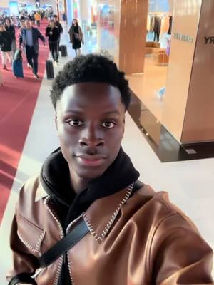 A post by @abougn on TikTok caption: Vlog : direction Conakry pour l’événement de notre Bolokada @Mimiche Diabate 🇬🇳🫶🏿