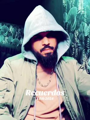 A post by @dabossg on TikTok caption: En china 🇨🇳 #Recuerdos #fyp #foryou #bossgmusic #fypシ゚ #fypppppppppppppppppppppppp #viral_video #parati #españa #barcelona #madrid #sevilla #catalunya #andalucia #valencia #chistes #risas 