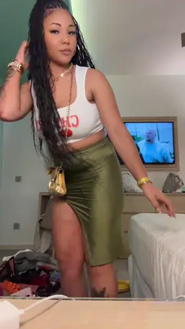 A post by @taniahunter on TikTok caption: she did😍😍😍 #vacay #jamaica #fyp
