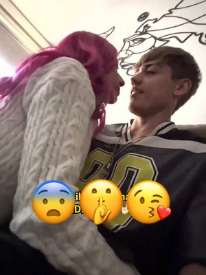 A post by @miguelmase on TikTok caption: BROMA A MI AMIGA!😨 Queda así😘 #fyp #broma #parati 
