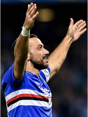 A post by @sampdoria on TikTok caption: Happy birthday, Fabio #Quagliarella. 4️⃣2️⃣ 🔵⚪️🔴⚫️⚪️🔵 #TikTokFootball #TikTokCalcio