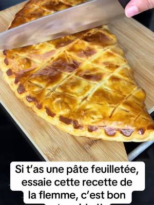 A post by @lesdelicesdeyasmine on TikTok caption: #fyp #fypシ #foryou #pourtoi #CapCut #recetterapide #recettefacile #recette #viral_video #ideerepas #feuilleté #feuilletesale #feuilletepoulet 