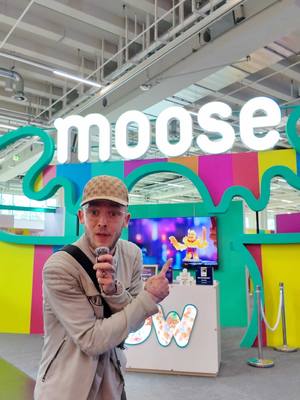 A post by @dave_mps on TikTok caption: Wir waren auf der Spielwarenmesse in Nürnberg und durften uns die ganzen Neuheiten von @MooseToys ansehen 👀 | unbezahlte Werbung  #spielwarenmesse2025 #spielwarenmesse #supermoose #moosetoys #moosetoyspartner 