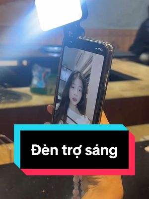 A post by @quynhqueen49 on TikTok caption: Bảo sao ngồi góc nào cũng ra dc clip trịu viuuu👍🏻👍🏻