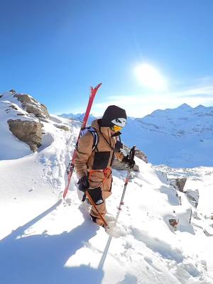 A post by @mathis_dumas on TikTok caption: Les meilleurs moments 😍 #ski #steep #chamonix #freeride #alpes 