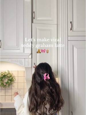 A post by @pinkcoconutt on TikTok caption: Let’s make the viral teddy graham latte🧸🎀 I think I got addicted to this coffee #teddygrahamlatte #latte #coffee #latterecipe #Lifestyle #Recipe #pinkcoconutt #aesthetic 