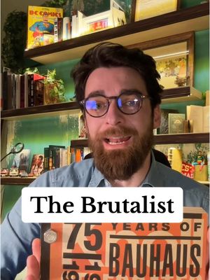 A post by @whitelandsrarebooks on TikTok caption: Architettura, arte e resilienza: "The Brutalist" arriva nelle sale italiane il 6 febbraio e dopo averlo visto in anteprima posso assicurarvi che è semplicemente imperdibile.  Dalla mente di Brady Corbet, con Adrien Brody e Felicity Jones, il film racconta l'impresa epica di un architetto visionario alla ricerca del significato della propria ossessione. @Universal Pictures Italy  #thebrutalistilfilm #filmdavedere #adv