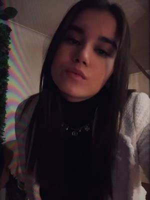 A post by @zoe.marechal.16 on TikTok caption: 🤍🤍 #pourtoi#fyp#reel#trend#vibe#OOTD