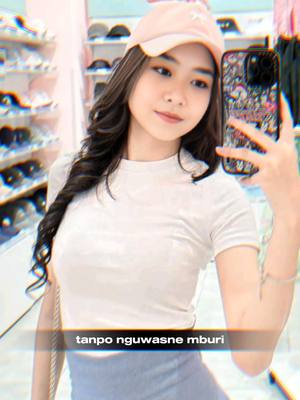 A post by @bintangazzahrareog5 on TikTok caption: #fyp 