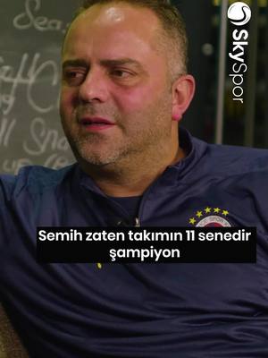 A post by @skyspor_tr on TikTok caption: 💪 "Fit Club" ilk bölümüyle yayında! 🔥 Fit Club'ın ilk bölümdeki konuğu Fenerbahçe'nin efsane golcüsü Semih Şentürk oldu! 🔹 Alex mi haklıydı, Aziz Yıldırım mı? 🔹 3 Temmuz'da Fenerbahçe'den asla şüphe etmedim. #AlperAkşaç #SemihŞentürk #AlexdeSouza #AzizYıldırım #Fenerbahçe #SüperLig #Futbol