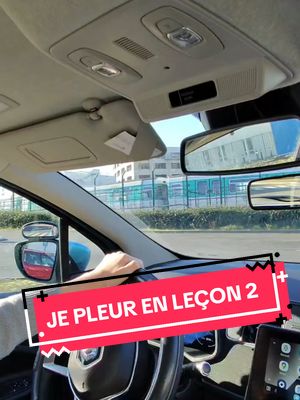 A post by @movedrivepermis on TikTok caption: je pleure en lecon de conduite trop c'est trop #AUTOECOLE #permis #VOITURE #humour 