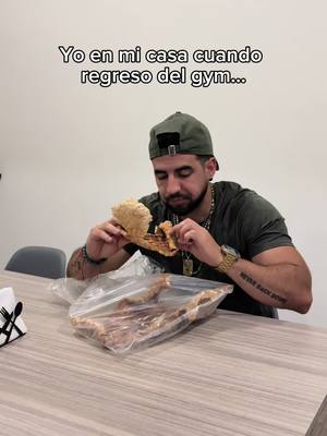 A post by @gmalexjr on TikTok caption: Chicharrón🤪 #gym #gymmotivation #gymrat #fitness #fitnessmotivation #motivation #cdmx🇲🇽 #mexico🇲🇽 #gmalexjr 