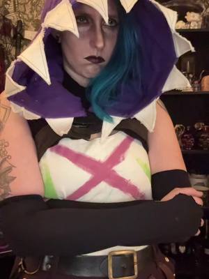 A post by @onyx_evren on TikTok caption: 💙 I’ve been saving this audio for this 😂 #jinx #cosplay 