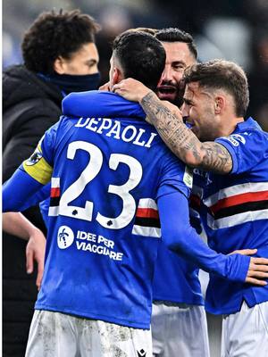 A post by @sampdoria on TikTok caption: ❤️‍🔥 #SampCosenza | #SerieBKT #ForzaDoria 🔵⚪️🔴⚫️⚪️🔵 #TikTokFootball #TikTokCalcio