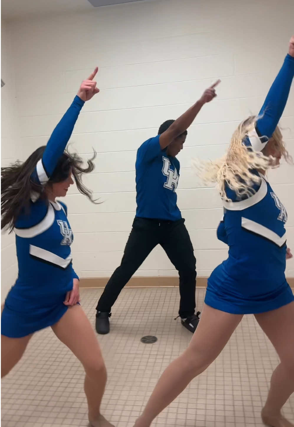 A post by @kuulkira on TikTok caption: Pregame boogie for the CATS 😸@Rea @unofficiallyjojo 