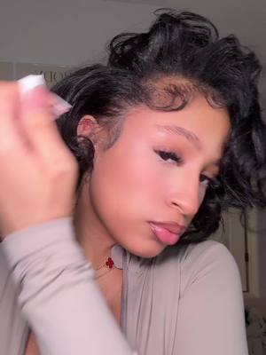 A post by @samariajdavis_ on TikTok caption: 🩷