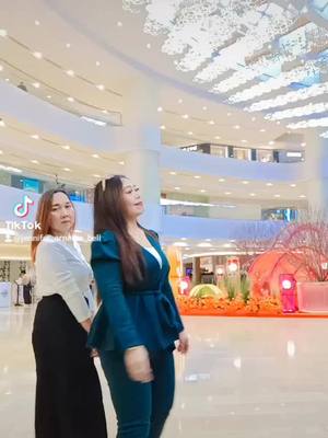 A post by @jennifer_arnelita_bell_2 on TikTok caption: #pejuangdolarhongkong #jennifer #tkwhongkong