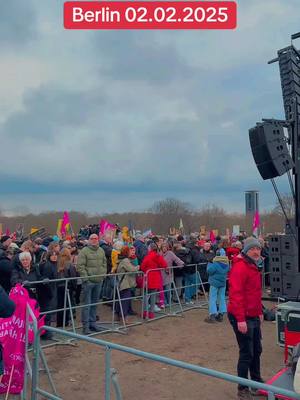 A post by @walid021079 on TikTok caption: #berlin #nachrichten #aliceweidel #gegenmobbing 