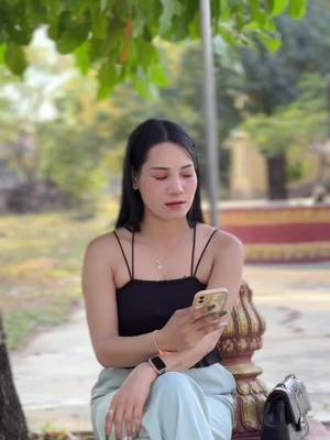 A post by @user2128588244295 on TikTok caption: រឿង មនុស្សគំណិតអាក្រក់ #ឈុតមុខ_brand_dombong 