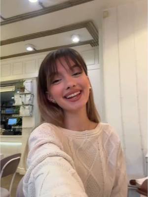 A post by @heyysila on TikTok caption: 🤍
