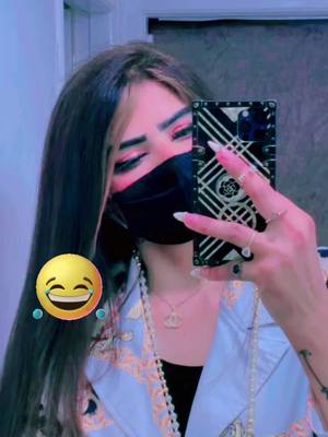 A post by @ssssssplus on TikTok caption: #funnyvideos😂 #🌹🌹🌹🌹 😃😃😃