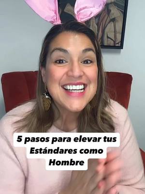 A post by @soybellaofficial on TikTok caption: 5 Pasos para Elevar tus Estándares como Hombre en Febrero Febrero no solo se trata del amor en pareja, también del amor propio. Porque cuando un rey no sube sus estándares, su corona pierde valor. Un hombre con estándares altos no se conforma, no ruega y no baja su nivel por nadie. 1️⃣ Aprende a decir NO a relaciones tibias. Si alguien te da respuestas a medias, no merece tu atención completa. Un hombre con estándares claros solo permite en su vida lo que le aporta. 2️⃣ Habla de ti con respeto. Lo que dices de ti mismo define cómo te tratan los demás. Si te ves como alguien de alto valor, el mundo también lo hará. 3️⃣ No pongas el amor por encima de tu propósito. El amor no debe ser una distracción que te aleje de tu crecimiento. Un hombre con visión primero construye su reino y luego elige con quién compartirlo. 4️⃣ Rodéate de personas que te eleven. Un círculo que solo te entretiene pero no te impulsa, es un freno para tu crecimiento. Estar rodeado de hombres que buscan más en la vida te empuja a ser mejor. 5️⃣ Exige reciprocidad. El amor es dar y recibir. Si siempre eres tú quien da sin recibir lo mismo, estás en un desequilibrio que solo te desgasta. Aprende a valorar tu energía y a compartirla con quien realmente la merece. Elevar tus estándares es la clave para vivir con respeto, dignidad y poder. Todo empieza por lo que decides aceptar… y lo que decides dejar atrás.#fyp #viral #hombres 