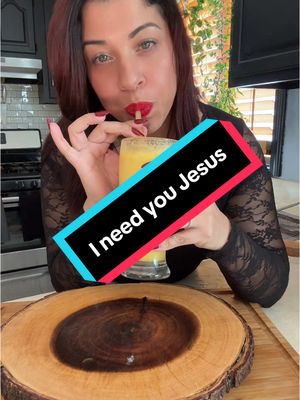 A post by @beatrizcookinnvibez on TikTok caption: I need you, Jesus! More than you know, bless the heart, who is hurting and mourning for your love, while we're distracted from the world full of evilness.  #jesus #jesuslovesyou #jesusisking #jesusisking 