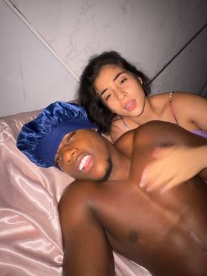 A post by @deibyruiz on TikTok caption: No pregunten que hacemos en la madrugada 😂