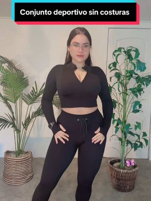 A post by @daniela13802 on TikTok caption: #conjunto #deportivo #de #manga #sin #costura #FeelinGirl #conjunto #de #entrenamiento #top #corto #y #leggings 