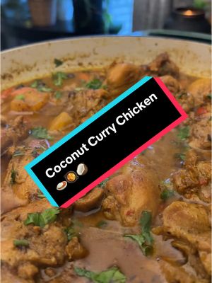 A post by @beatrizcookinnvibez on TikTok caption: Coconut Curry Chicken 🍛🥘🥥#creatorsearchinsights #currychicken 