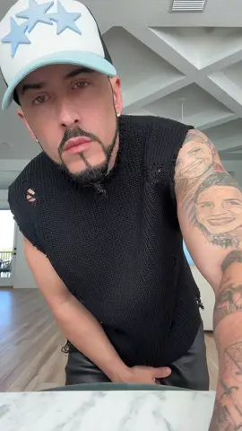A post by @yandel on TikTok