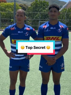 A post by @urc on TikTok caption: Don’t tell anyone 🤫 Manie Libbok & Sacha Feinberg-Mngomezulu ⚽️ #rugbytok #footballtiktok #springboks #unitedrugbychampionship 