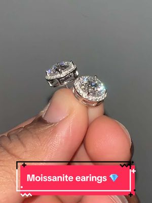 A post by @315zayy on TikTok caption: Just click the link..  #foryou #TikTokShop #tiktokpartner #earrings #fyp #jewelry #moissanite #diamond #315zayy 