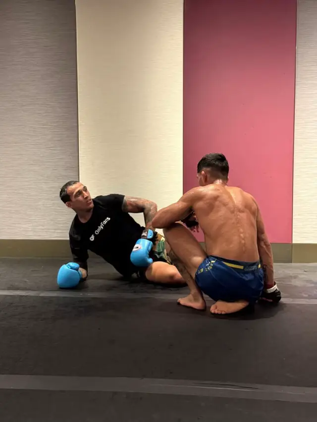 A post by @charlesdobronxsoficial on TikTok
