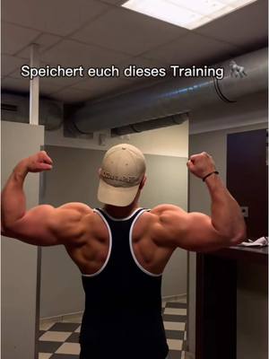 A post by @timokasnar on TikTok caption: #rückentraining #training #fitness #gym #muskelaufbau #fyp #foru #fürdichpage #viral_video 