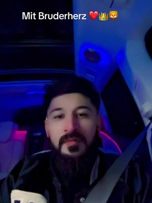 A post by @boxerrambo2 on TikTok caption: Big Love Team, Rambo❤️und Team Familie @NinoGashi ❤️