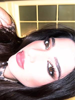 A post by @narins.beauty_ on TikTok caption: 🎀🖤